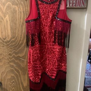 Res sequined flapper 1920 style dress